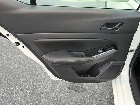 Used 2023 Nissan Altima 2.5 SV FWD image 17