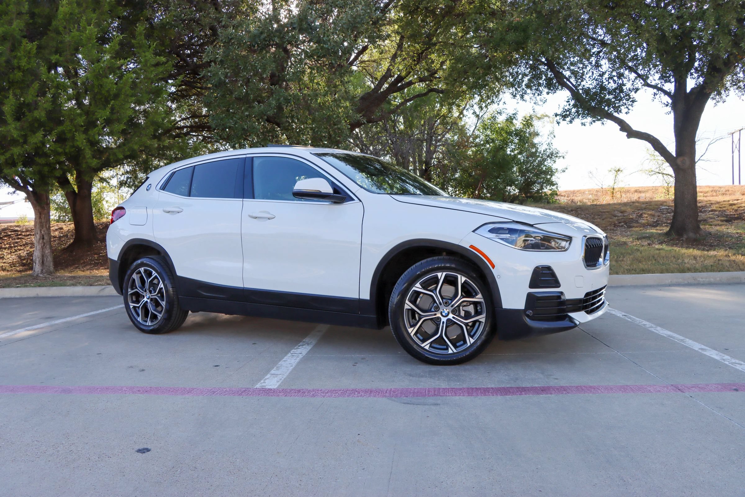 Used 2023 BMW X2 sDrive28i w/ Convenience Package FWD image 1