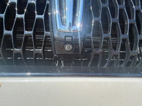 Used 2023 Lincoln Aviator Reserve w/ Equipment Group 201A AWD/4WD image 10