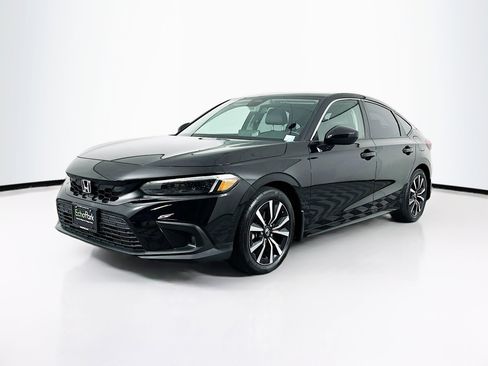 Used 2024 Honda Civic EX-L image 3