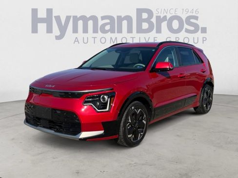Used 2023 Kia Niro Wind w/ Wind Preserve Package FWD image 7