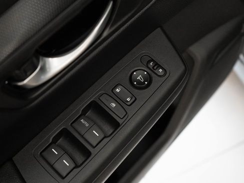 Used 2024 Honda CR-V LX image 14