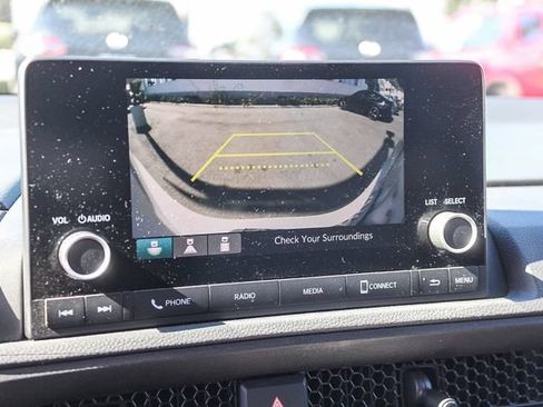 Used 2023 Honda CR-V EX image 31