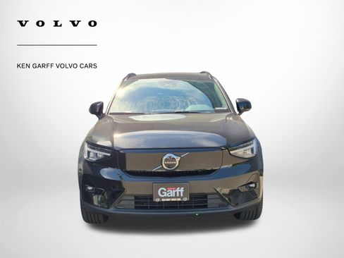 Used 2023 Volvo XC40 Recharge Plus AWD/4WD image 9