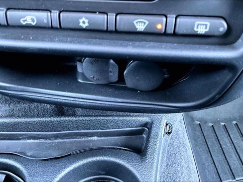 Used 2008 Chevrolet TrailBlazer SS w/ Sun And 6-Disc Cd Package image 31