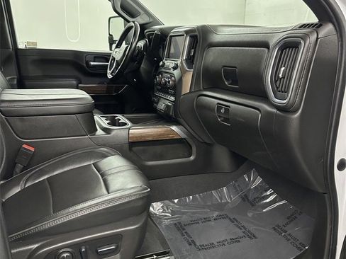 Used 2023 Chevrolet Silverado 3500 High Country image 47