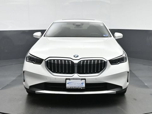 Used 2026 BMW 530i RWD image 2
