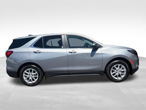 Used 2024 Chevrolet Equinox LT FWD image 7