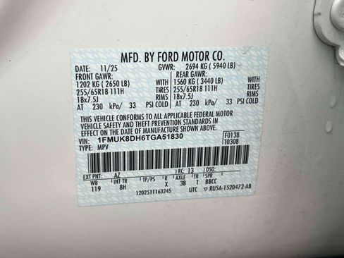 Used 2026 Ford Explorer Active AWD/4WD image 25