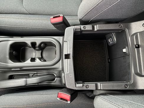 New 2026 Jeep Gladiator Sport AWD/4WD image 26