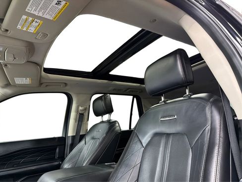 Used 2020 Ford Expedition Max Platinum RWD image 40