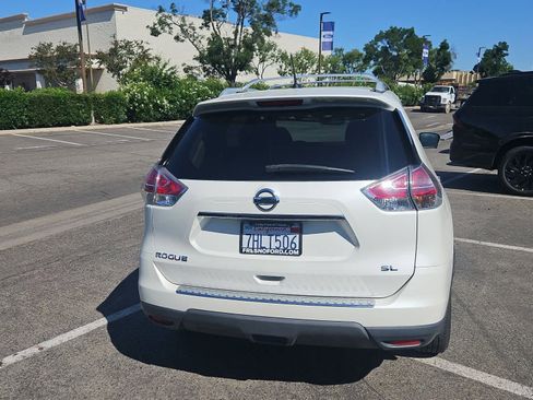 Used 2015 Nissan Rogue SL w/ SL Premium Package FWD image 7