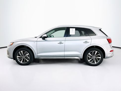 Used 2023 Audi Q5 2.0T Premium Plus w/ Premium Plus Package AWD/4WD image 4