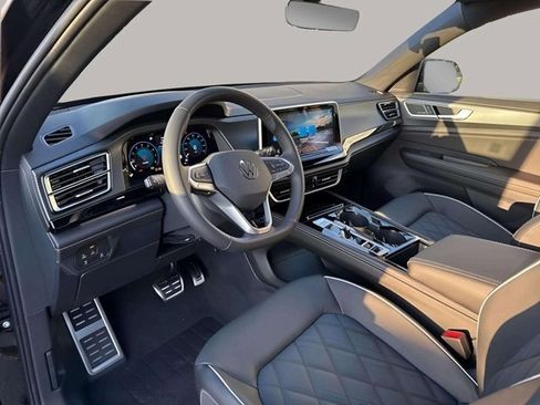 New 2026 Volkswagen Atlas Cross Sport SEL Premium R-Line image 6