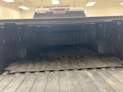 Used 2022 Chevrolet Silverado 1500 ZR2 AWD/4WD image 24