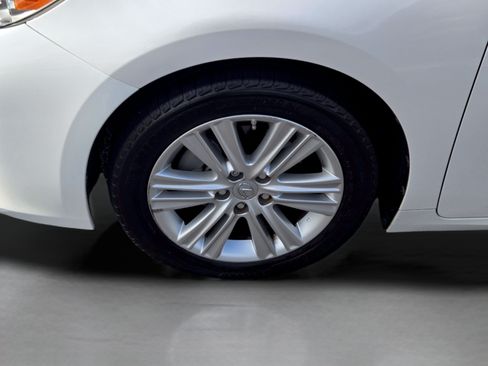 Used 2014 Lexus ES 350 w/ Premium Package FWD image 9
