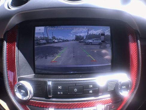 Used 2020 Ford Mustang Premium image 18