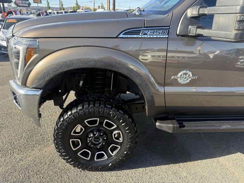 Used 2016 Ford F350 Lariat w/ Lariat Ultimate Package AWD/4WD image 4