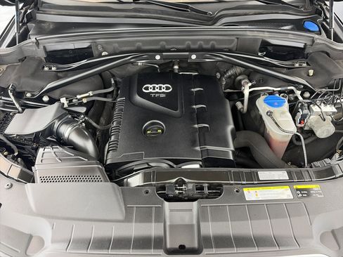 Used 2016 Audi Q5 2.0T Premium Plus w/ Technology Package image 11
