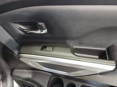 Used 2021 Nissan Titan SV w/ SV Convenience Package image 22