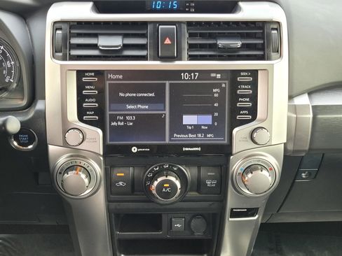 Used 2024 Toyota 4Runner SR5 image 12