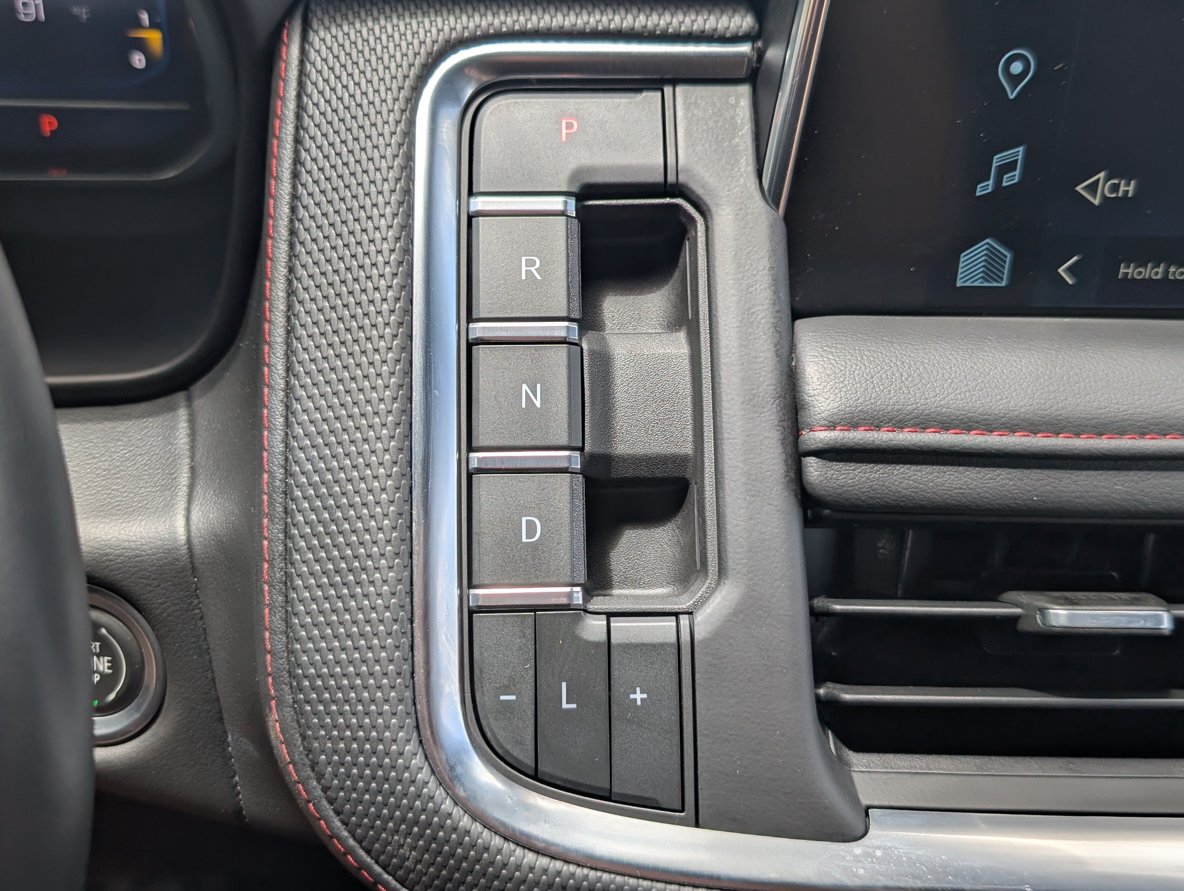 Used 2023 Chevrolet Tahoe RST w/ Luxury Package RWD image 33