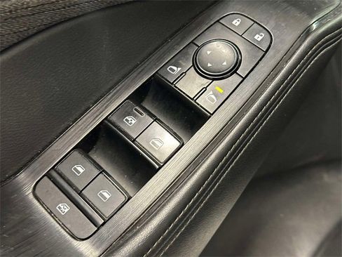 Used 2021 Nissan Rogue S image 16