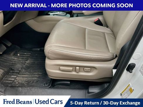Used 2022 Honda Pilot Touring image 11