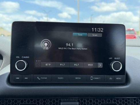 Used 2024 Honda HR-V LX image 21