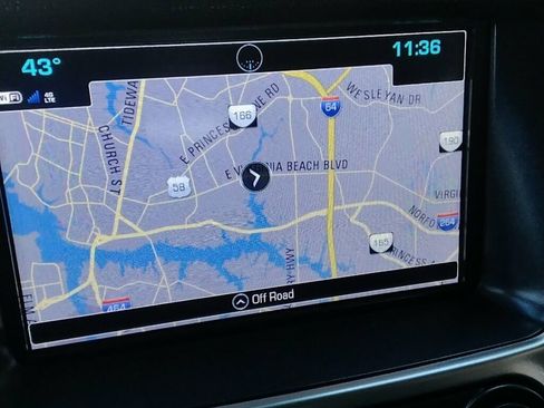 Used 2019 Chevrolet Tahoe LT w/ Luxury Package image 28