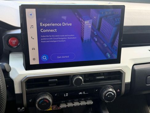 Used 2024 Toyota Tacoma TRD Sport w/ TRD Sport Upgrade Package image 24