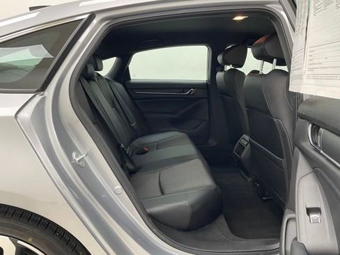 Used 2022 Honda Accord Sport image 15
