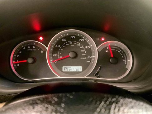 Used 2011 Subaru Impreza 2.5i Premium w/ PWR Moonroof Value Pkg image 27