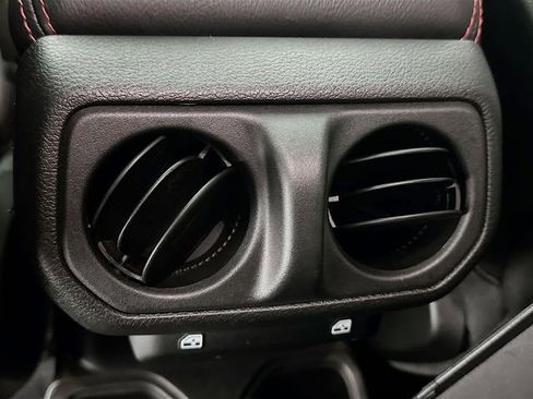 Used 2021 Jeep Gladiator Rubicon image 24