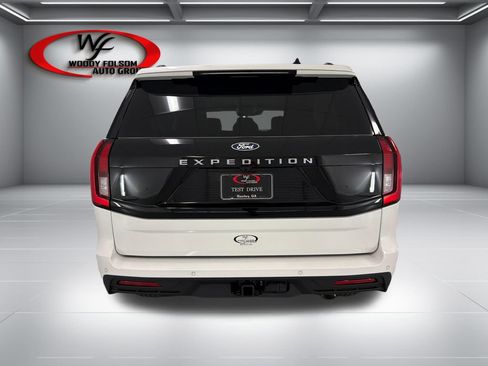 New 2027 Ford Expedition Active RWD image 7