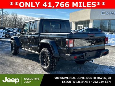 Used 2021 Jeep Gladiator Willys image 4