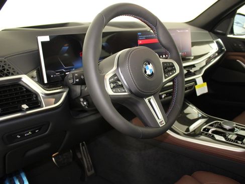 New 2026 BMW X5 M60i w/ Climate Comfort Package AWD/4WD image 4