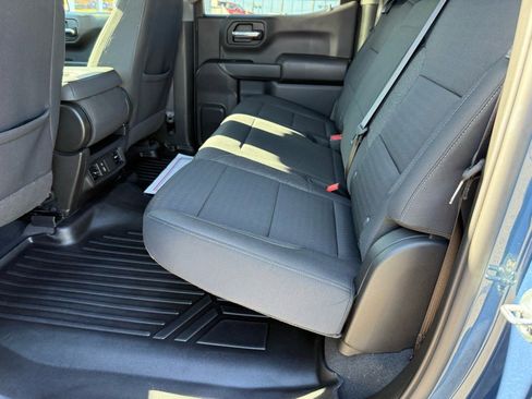 Used 2024 GMC Sierra 1500 Pro w/ Pro Value Package image 12