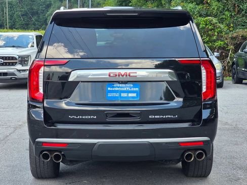 Used 2021 GMC Yukon XL Denali w/ Denali Premium Package AWD/4WD image 6