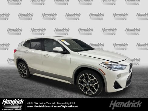 Used 2018 BMW X2 xDrive28i w/ M SportX Package AWD/4WD image 1