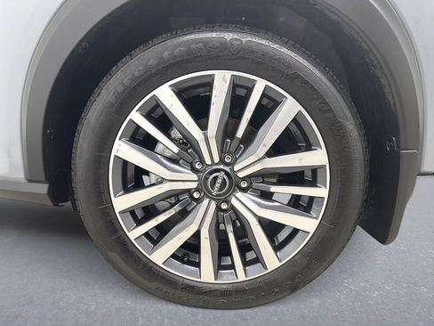 Used 2023 Nissan Kicks SV image 23