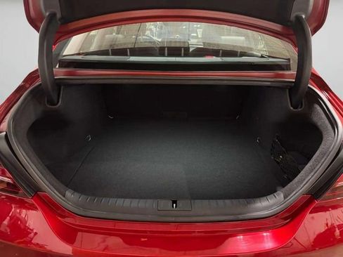 Used 2023 Genesis G70 3.3T w/ Sport Prestige Package image 31