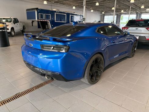 Used 2017 Chevrolet Camaro SS RWD image 3