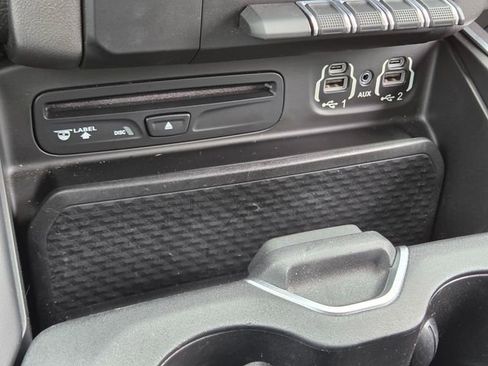 Used 2019 RAM 1500 Big Horn RWD image 28