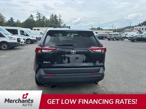 Used 2024 Toyota RAV4 LE AWD/4WD image 6