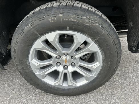 New 2026 Chevrolet Silverado 1500 LTZ w/ Z71 Off-Road Package image 9