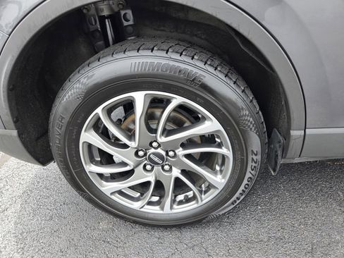 Used 2022 Lincoln Corsair AWD w/ Equipment Group 101A image 44
