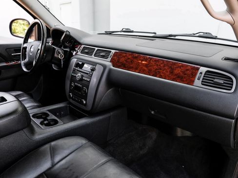 Used 2014 GMC Yukon XL SLT w/ Texas Edition RWD image 20