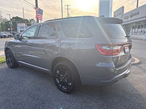 Used 2025 Dodge Durango GT AWD/4WD image 13
