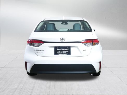 Used 2023 Toyota Corolla LE image 6